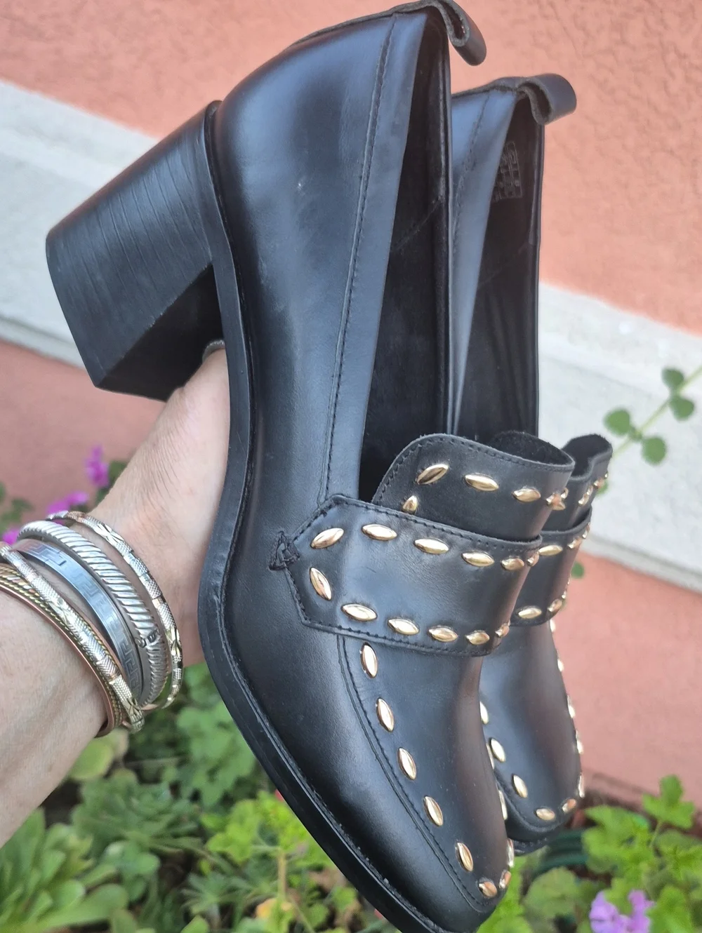 Kelsi Dagger Men’s Black Loafers with Gold Accent Stitching